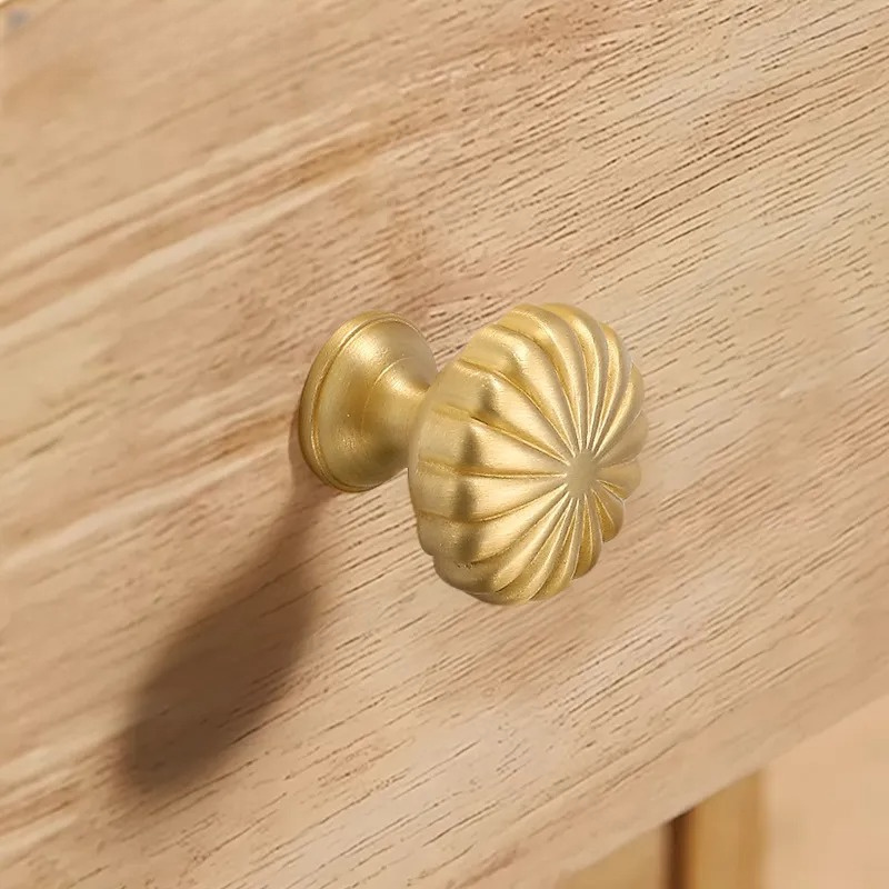 French Simple Brass Ball Knob  - Furniture Hardware Gold 评论和价格